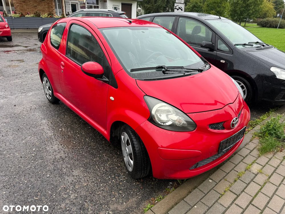 Toyota Aygo CoolRed - 1