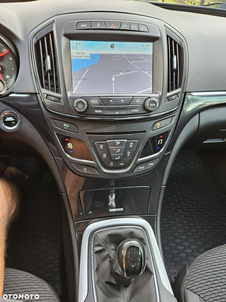 Opel Insignia - 14