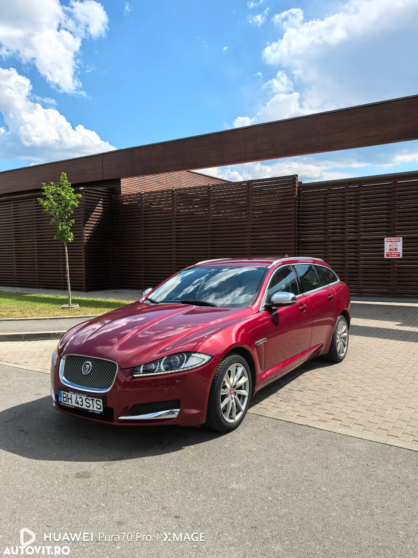 Jaguar XF 2.2 Diesel Sportbrake - 2
