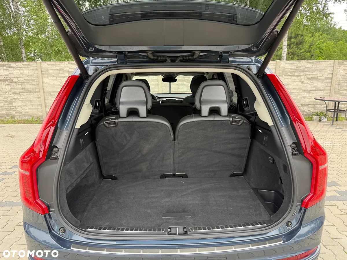 Volvo XC 90 - 33