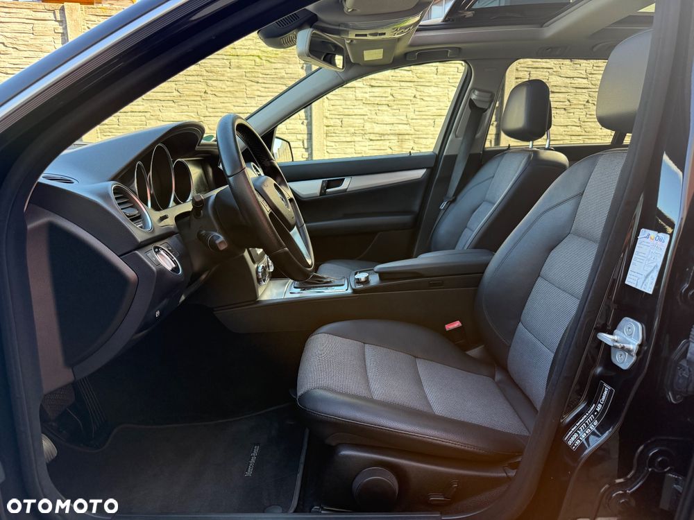 Mercedes-Benz Klasa C 220 CDI 7G-TRONIC Avantgarde Edition - 21