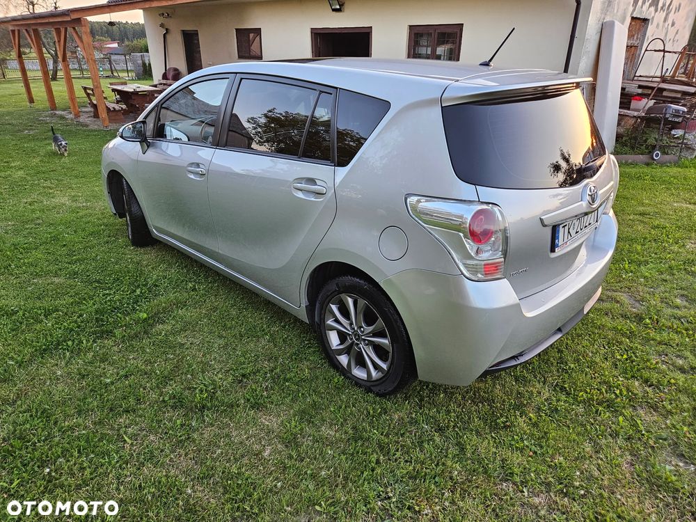 Toyota Verso 2.0 D-4D Premium 7os - 8
