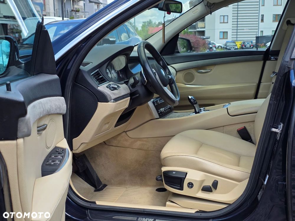 BMW 5GT 530d - 25