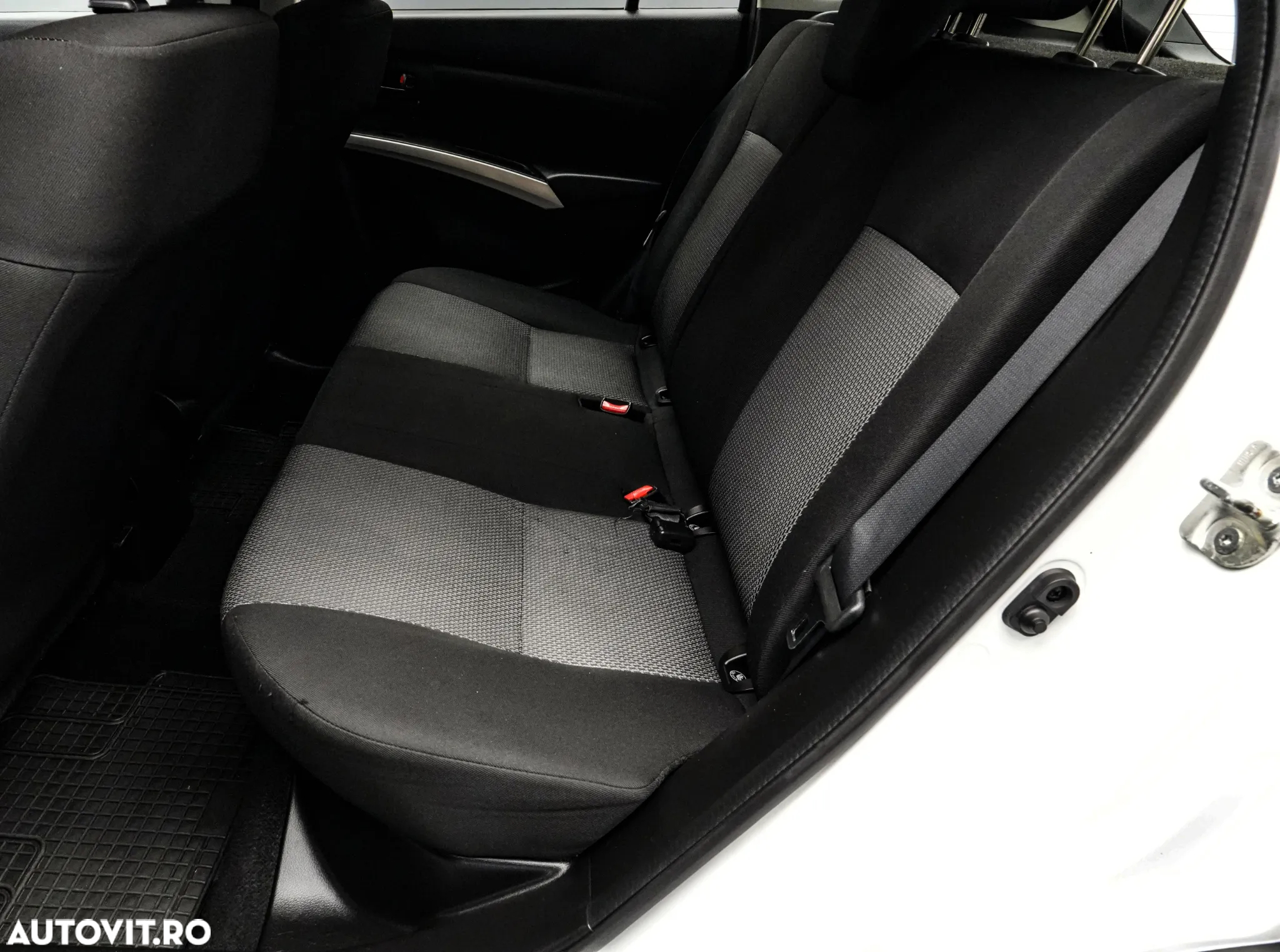 Suzuki SX4 1.6 2WD NAVI - 13