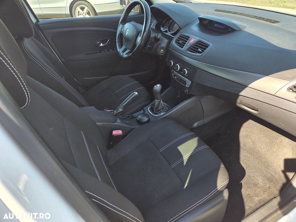 Renault Fluence 1.6 Privilege - 7