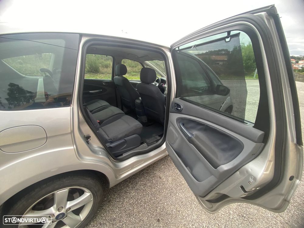 Ford S-Max 1.8 TDCi Trend 7L - 10