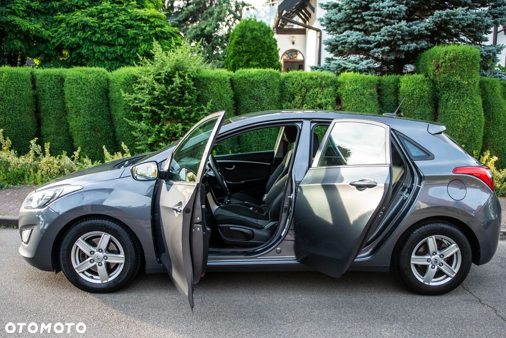 Hyundai i30 1.4 Comfort - 16