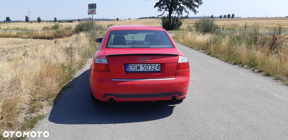 Audi A4 Limousine - 5