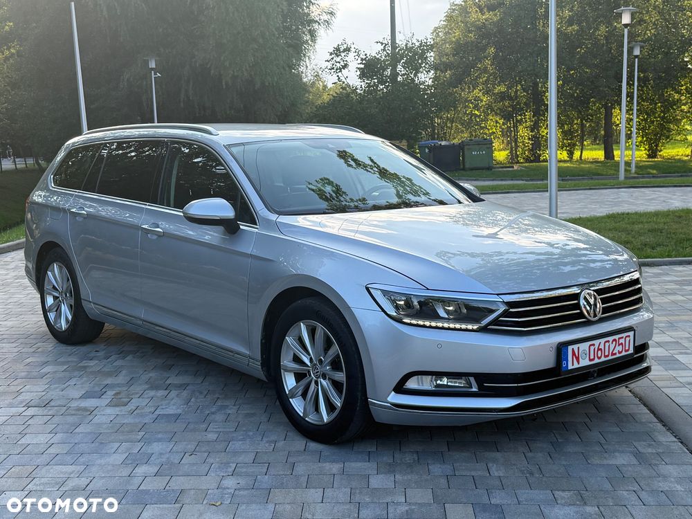 Volkswagen Passat 2.0 TDI SCR Highline - 33