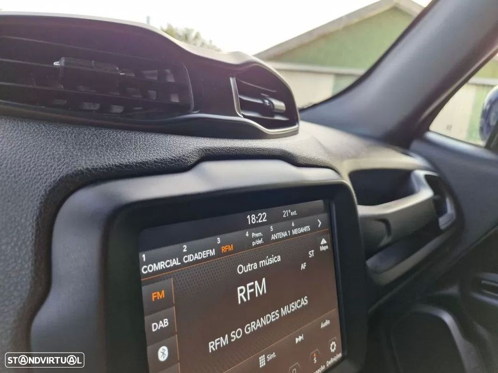 Jeep Renegade 1.0 T Limited - 34