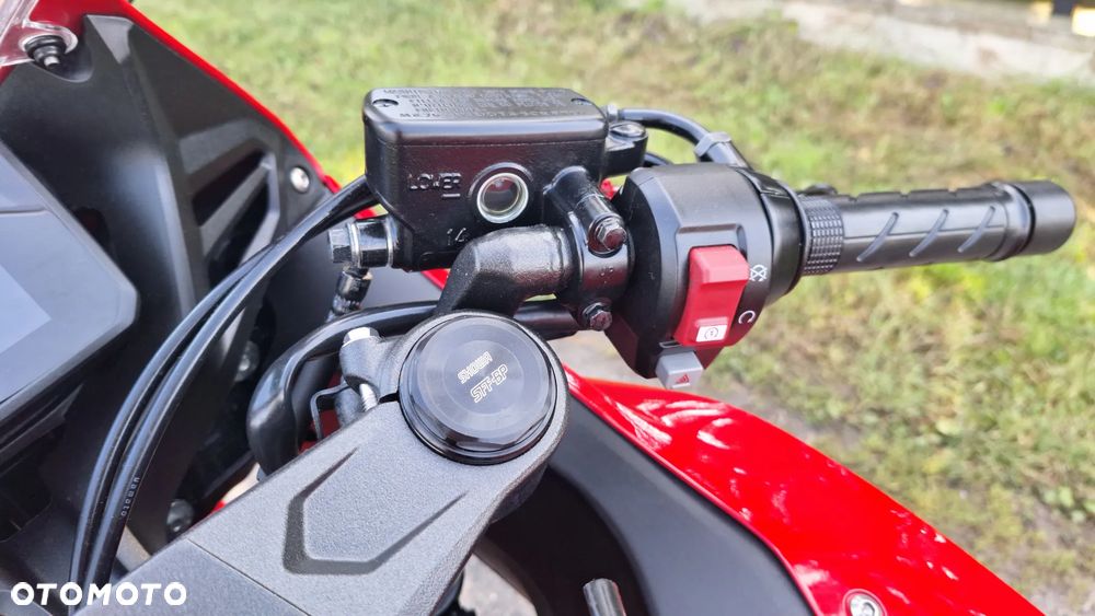 Honda CBR - 19