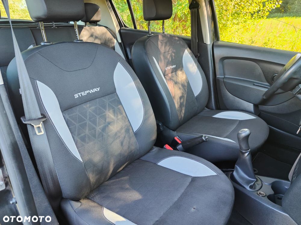 Dacia Sandero dCi 90 Laureate - 22