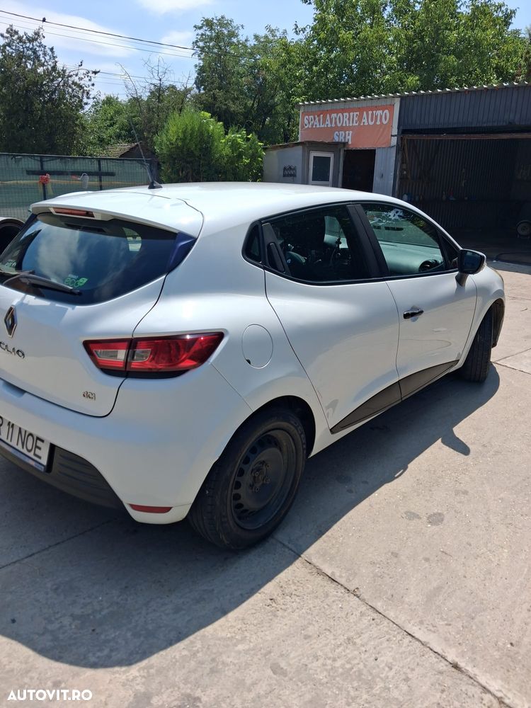 Renault Clio 1.5 dCi Authentique - 1