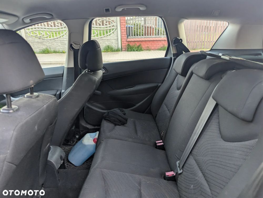 Peugeot 308 1.6 HDi Trendy - 4