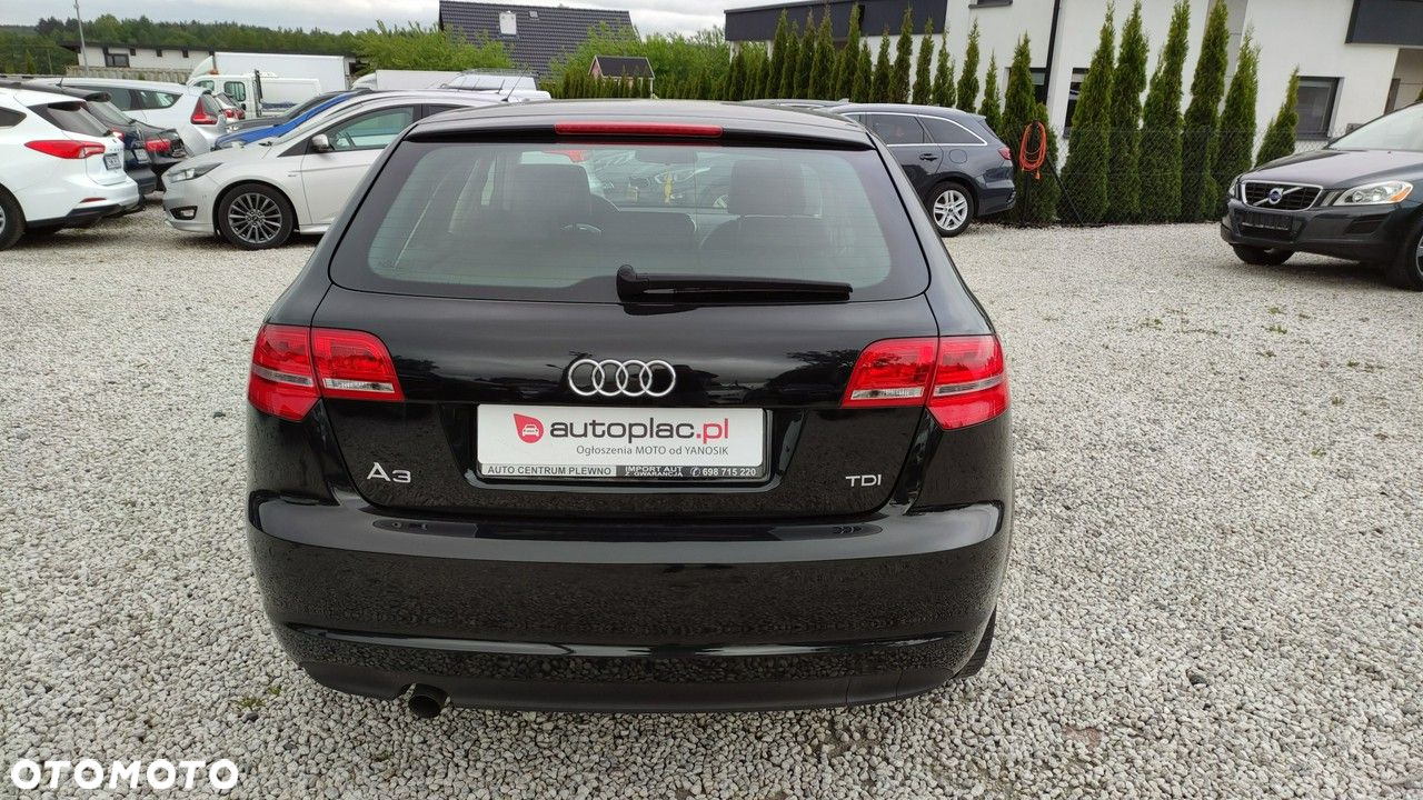 Audi A3 1.6 TDI DPF Attraction - 14