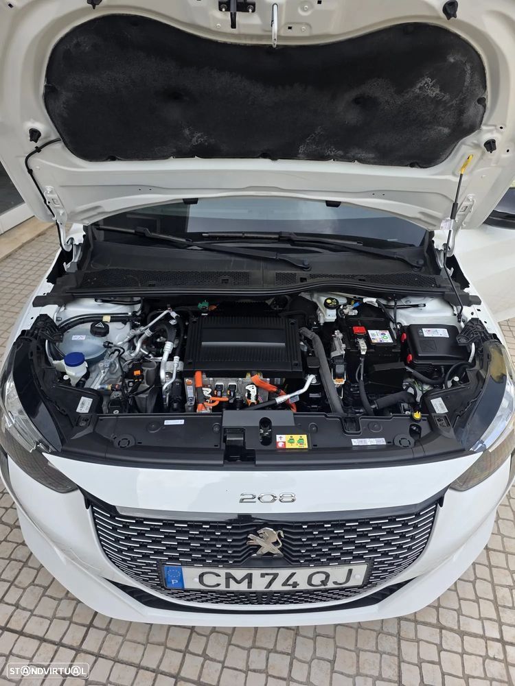 Peugeot e-208 - 20