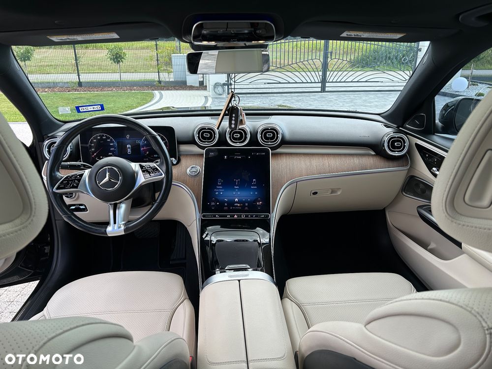 Mercedes-Benz Klasa C 300 9G-TRONIC - 11