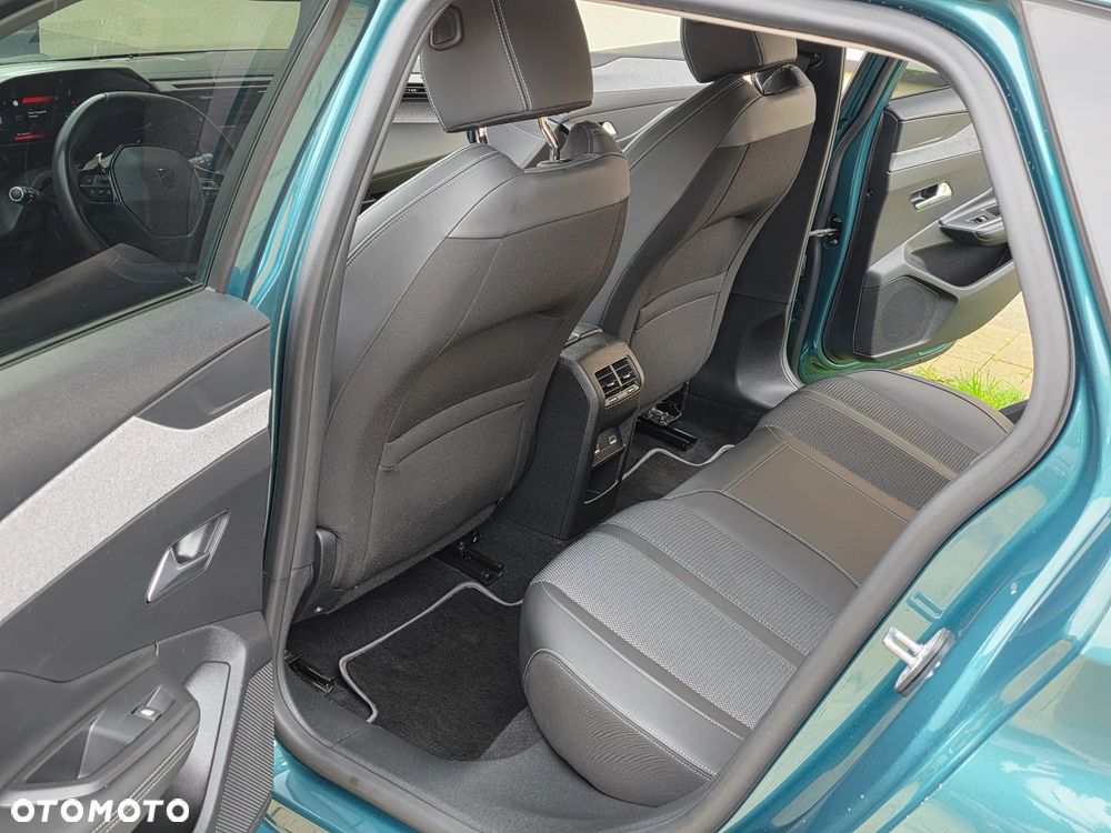 Peugeot 308 BlueHDi 130 EAT8 Allure Pack - 23