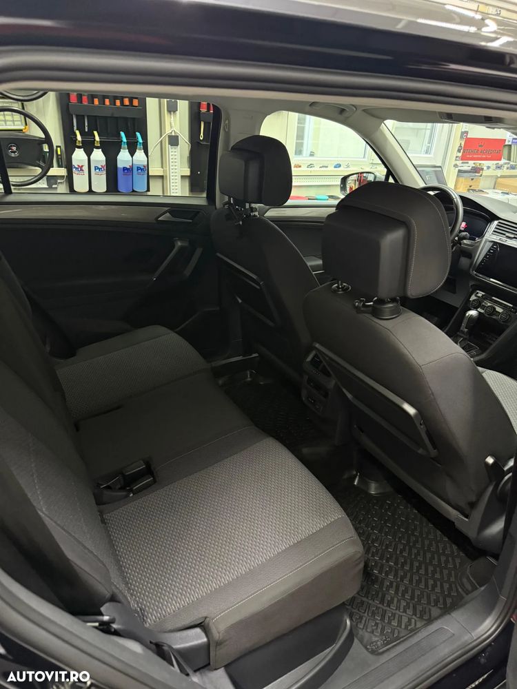 Volkswagen Tiguan - 6