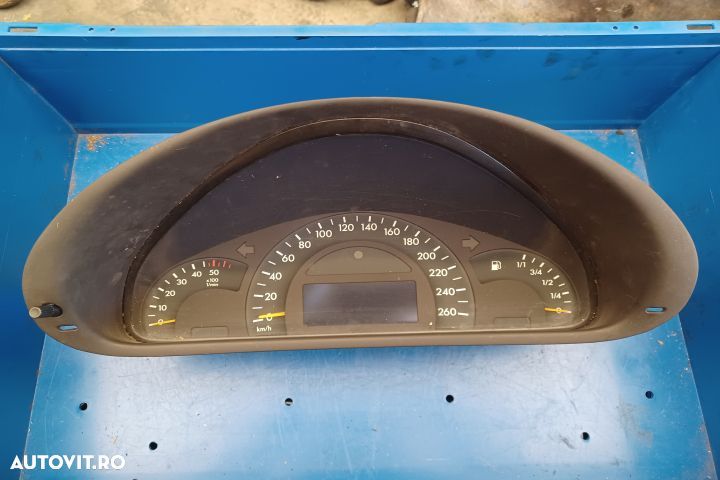Ceasuri bord 87001411 A2035403047 Mercedes-Benz C-Class - 1