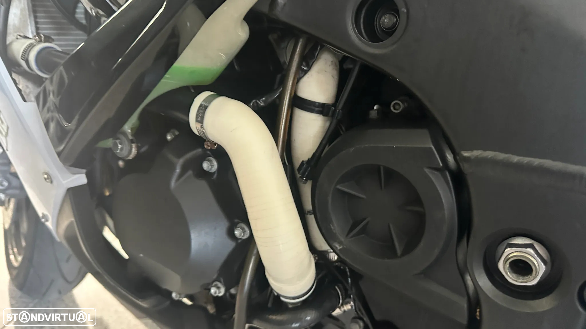 Kawasaki Ninja ZX-10R - 22