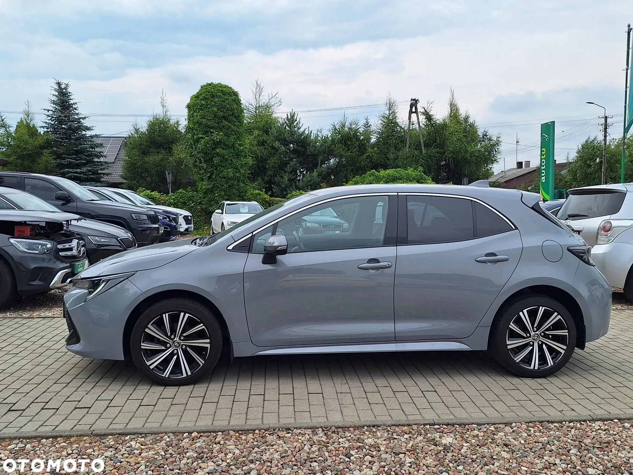Toyota Corolla 1.8 Hybrid Style - 4