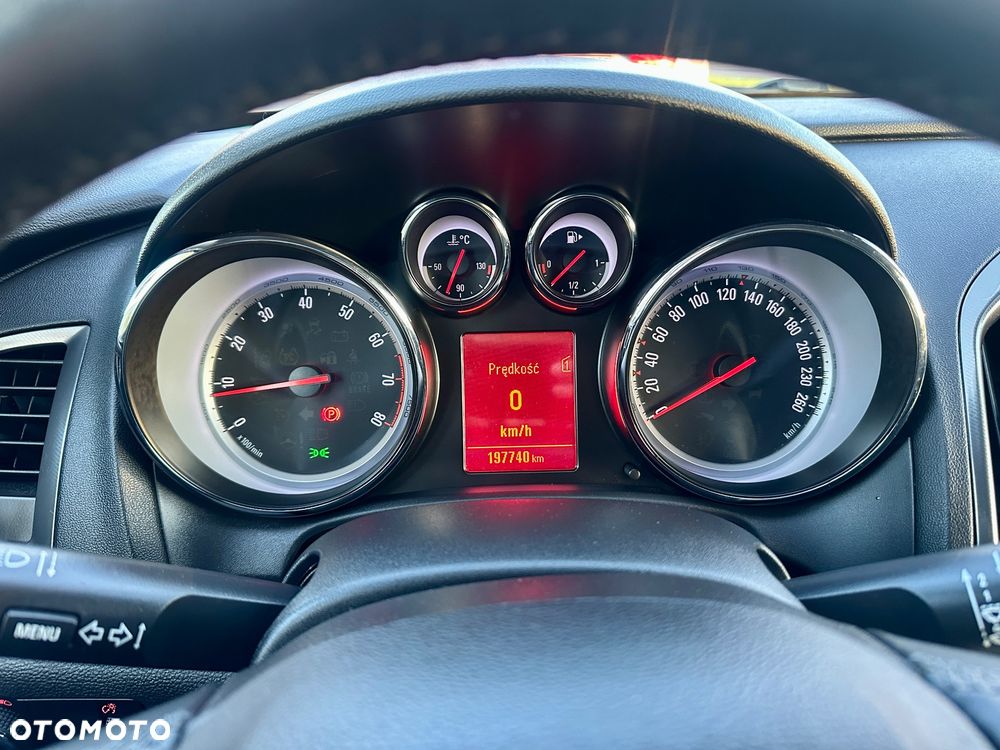 Opel Astra 1.4 Turbo Color Edition - 29