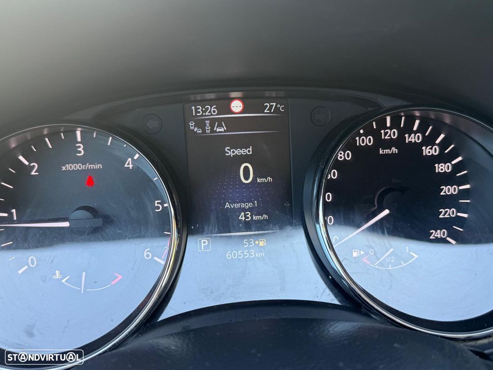 Nissan Qashqai 1.6 dCi Tekna Premium Xtronic - 11