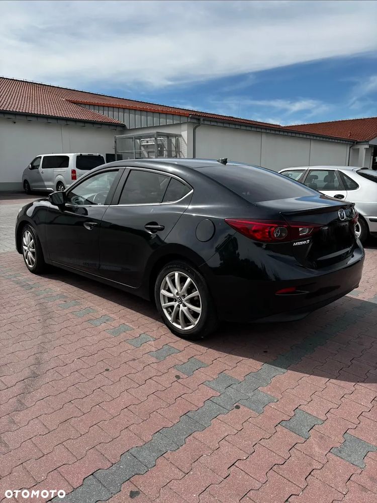 Mazda 3 - 4