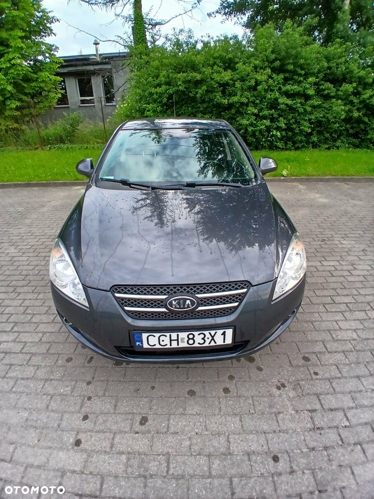 Kia Ceed - 2