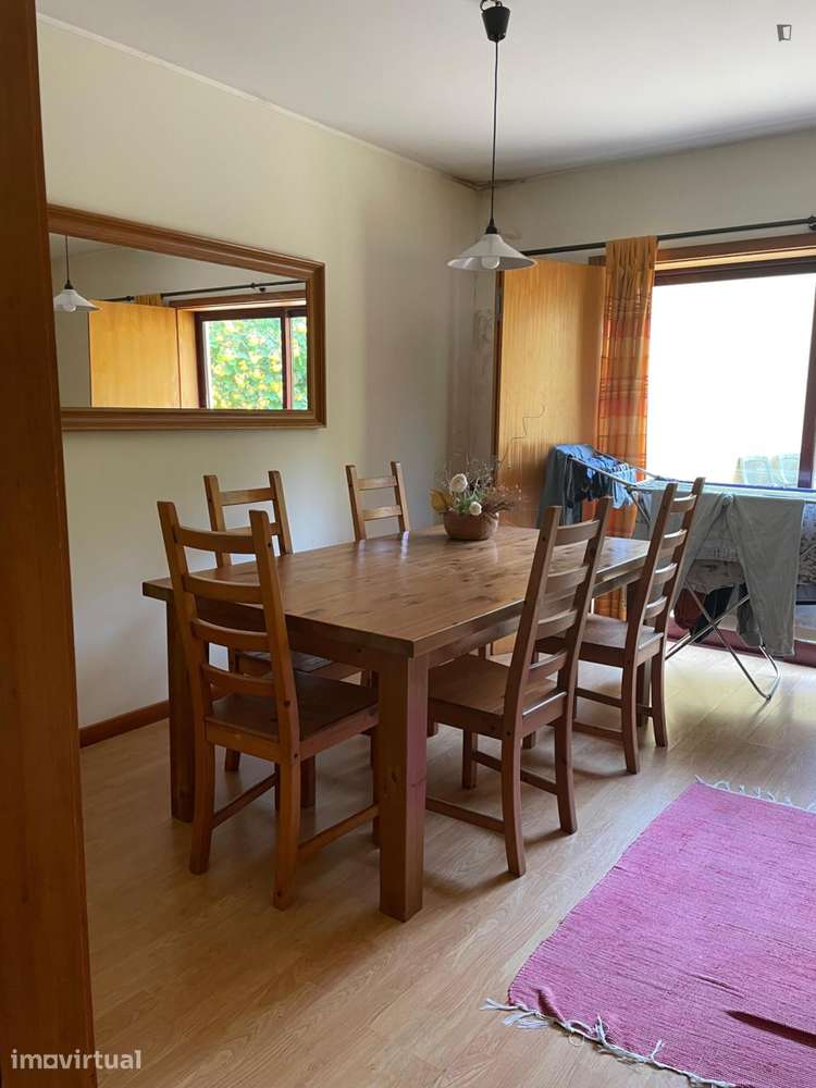 Quarto - localizado em Paranhos Porto - Grande imagem: 3/25