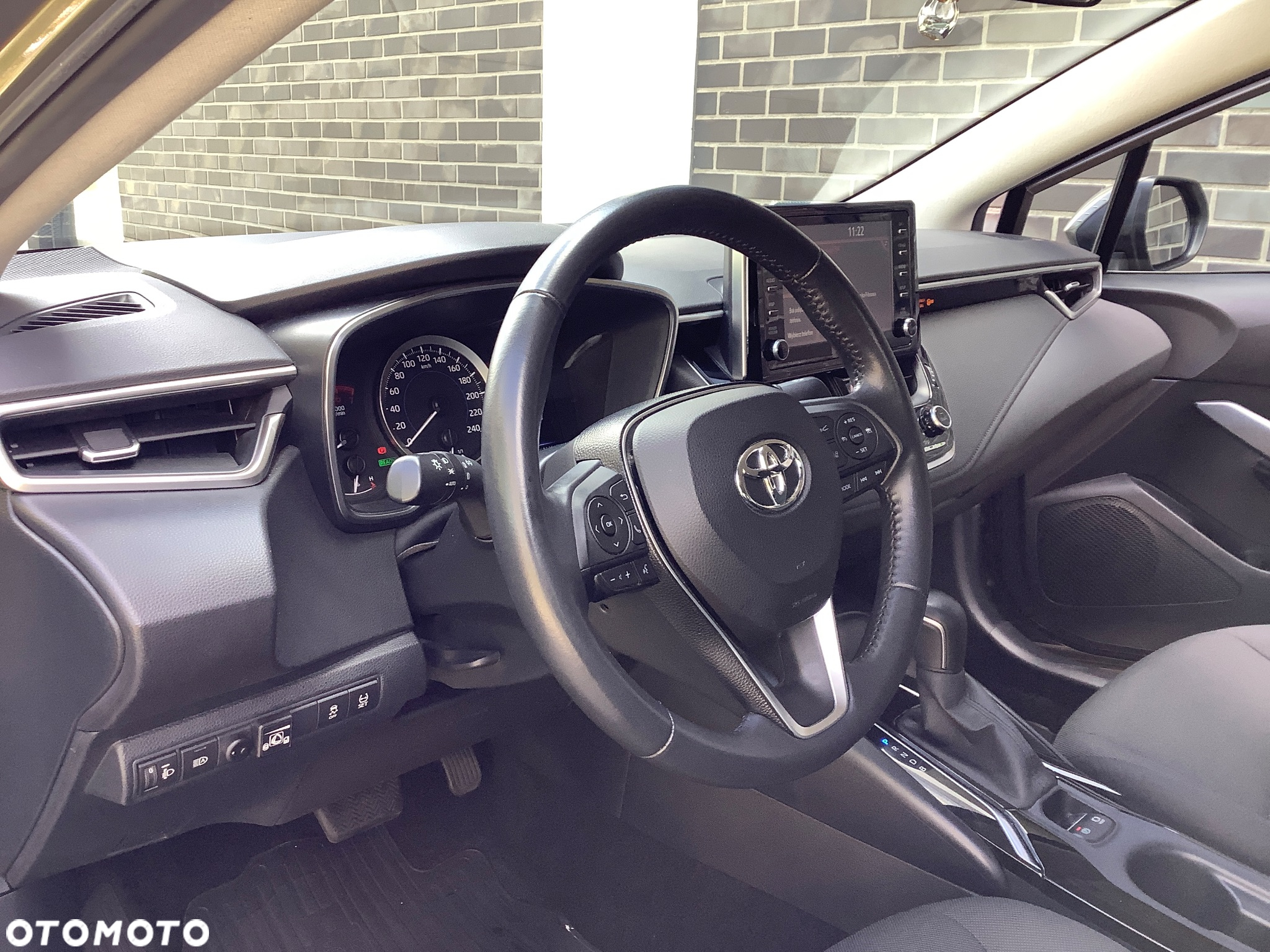 Toyota Corolla 1.8 Hybrid Comfort - 21