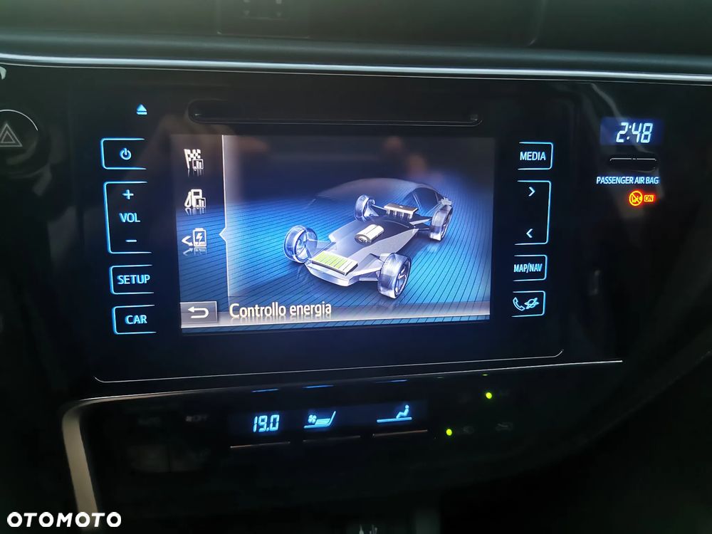 Toyota Auris - 16