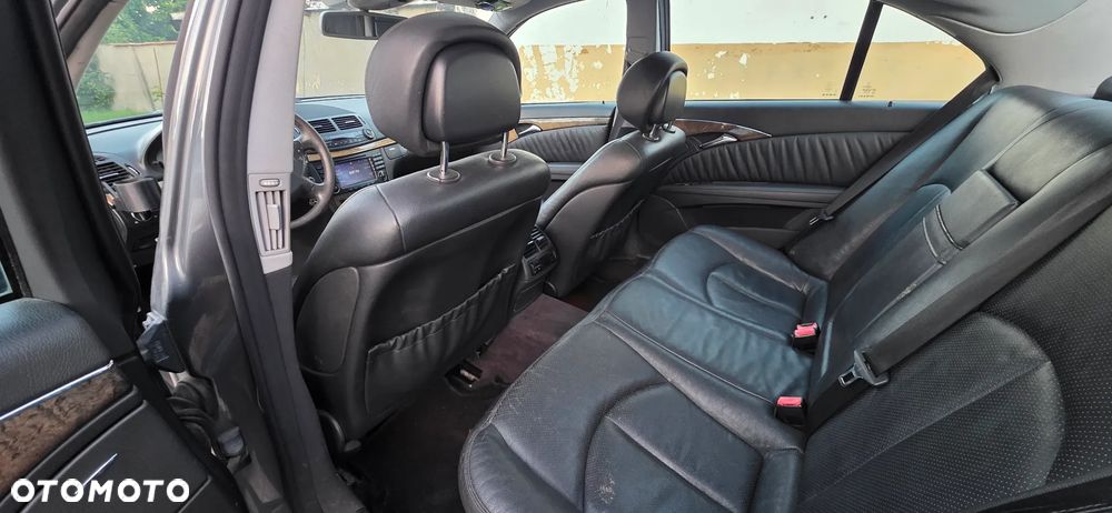 Mercedes-Benz Klasa E 350 Avantgarde - 13
