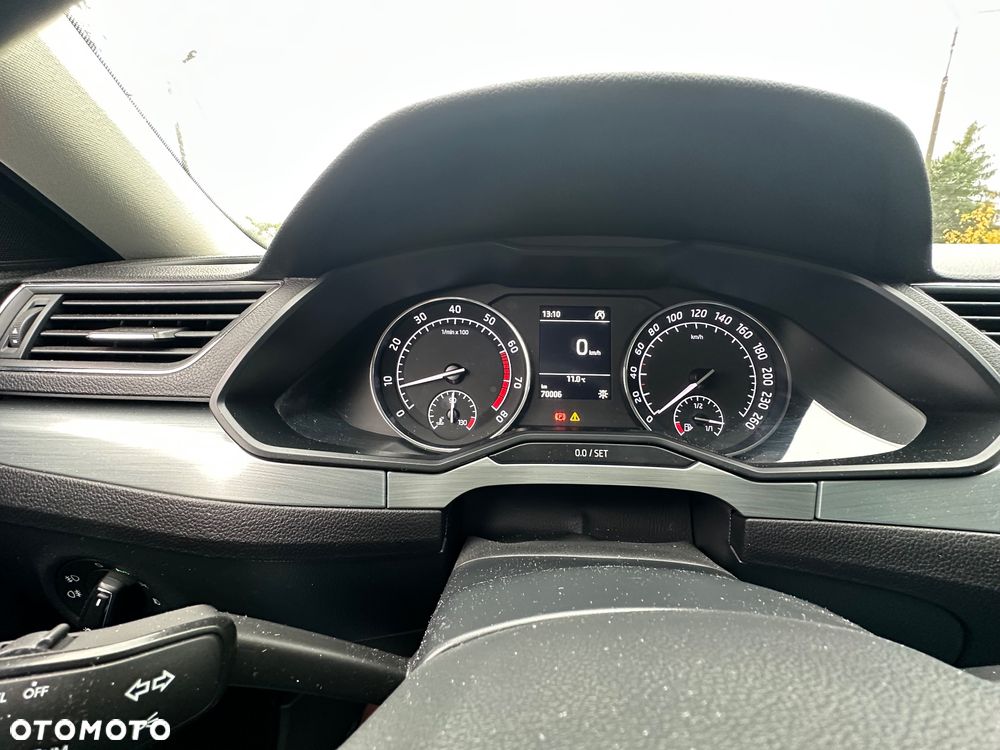 Skoda Superb 1.4 TSI Ambition - 8
