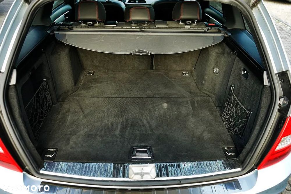 Mercedes-Benz Klasa C 200 CDI BlueEff Avantgarde - 36