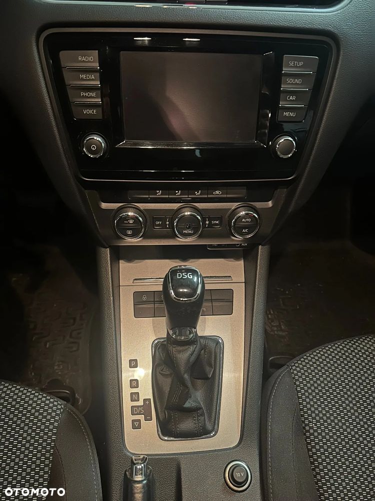 Skoda Octavia 2.0 TDI Ambition DSG - 10