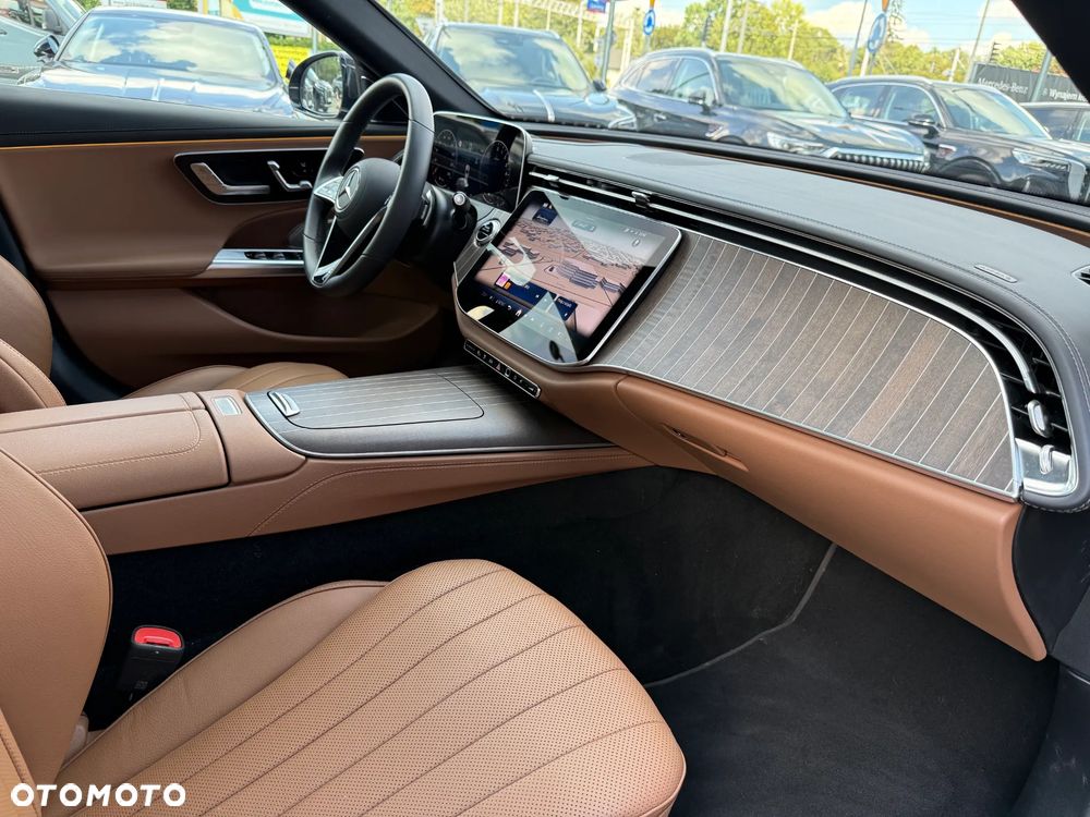 Mercedes-Benz Klasa E 300 de PHEV 4-Matic Exclusive 9G-Tronic - 23