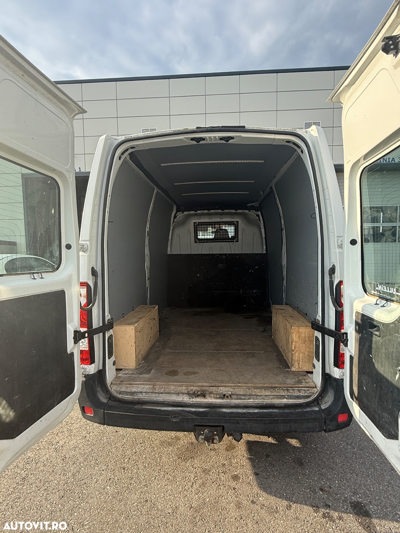 Renault Master dCi 125 FAP L2H2 - 8