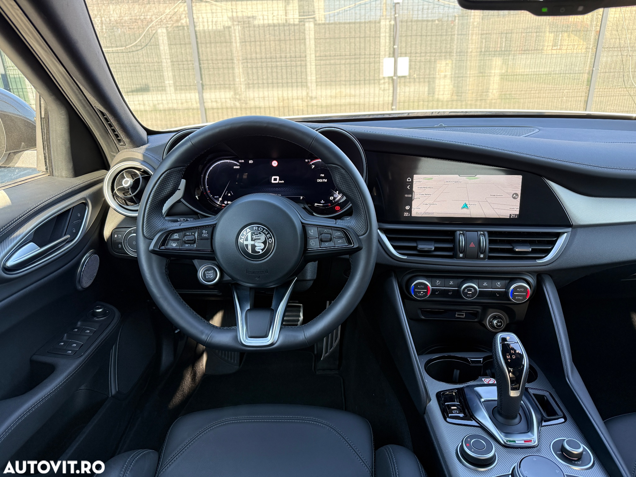 Alfa Romeo Giulia 2.0 Turbo 16V AT8-Q4 Veloce - 16