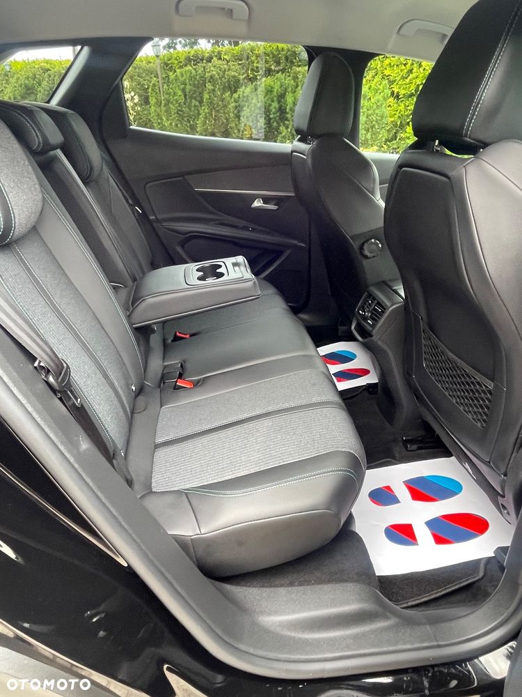 Peugeot 3008 BlueHDi 130 Stop & Start EAT8 Allure Business-Paket - 25