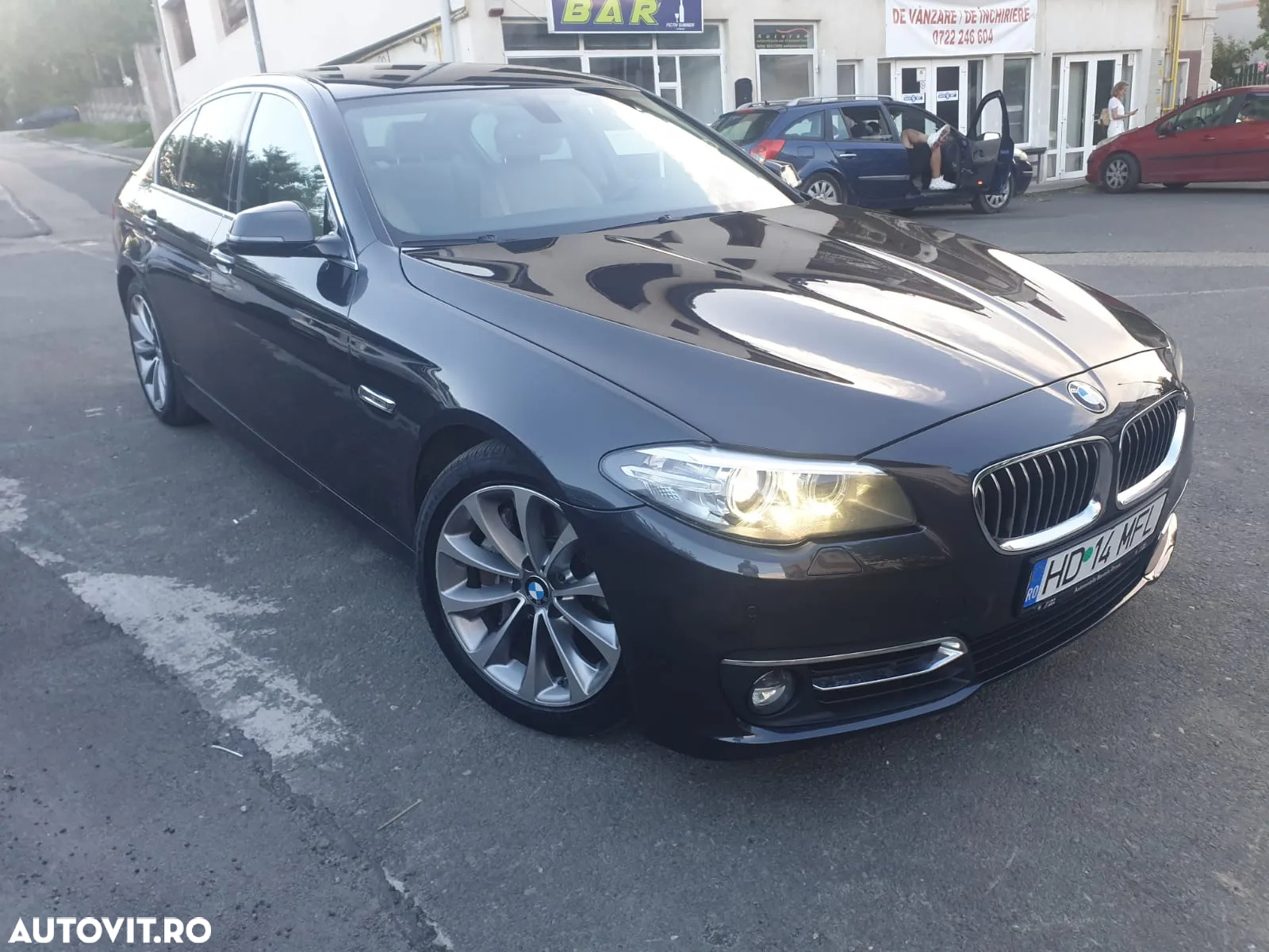 BMW Seria 5 525d xDrive AT - 3