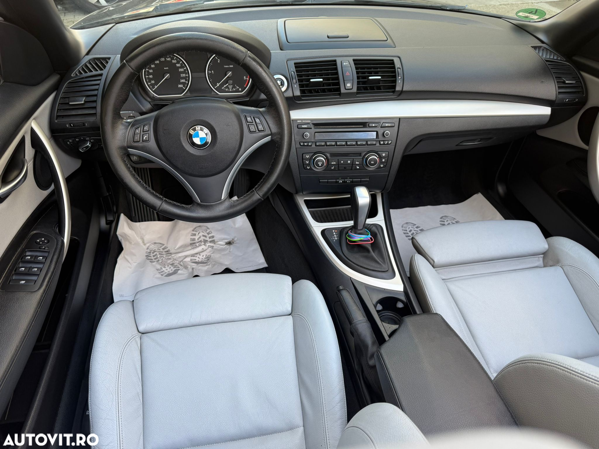 BMW Seria 1 120d DPF Aut. - 2