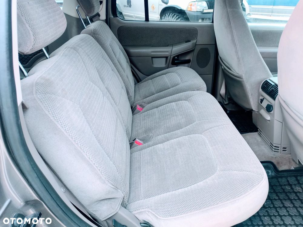 Ford Explorer 4.0 - 19
