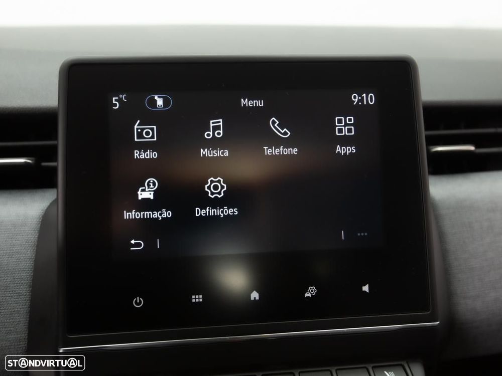 Renault Clio 1.0 TCe Evolution - 23