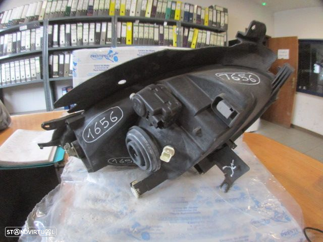 Farol 9649557480 CITROEN  XSARA PICASSO 2007 1.6HDI 90CV 5P BEGE ESQ H4 ORIGINAL VALEO Apoio Partido - 3