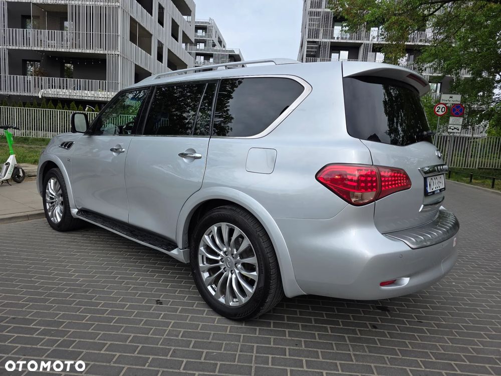 Infiniti QX80 - 27