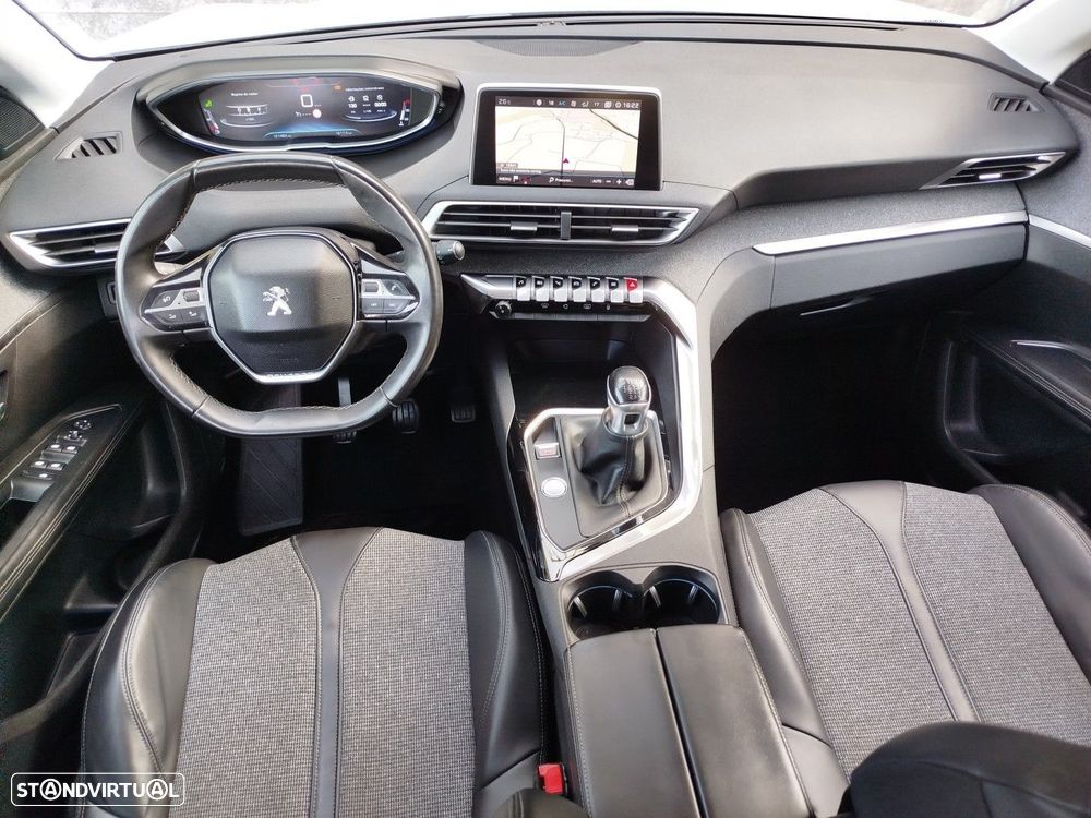 Peugeot 5008 1.2 PureTech Allure J18 - 7