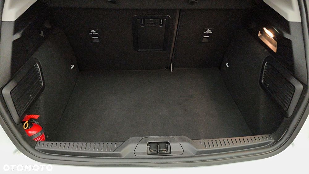 Ford Focus 1.0 EcoBoost mHEV Titanium X - 12