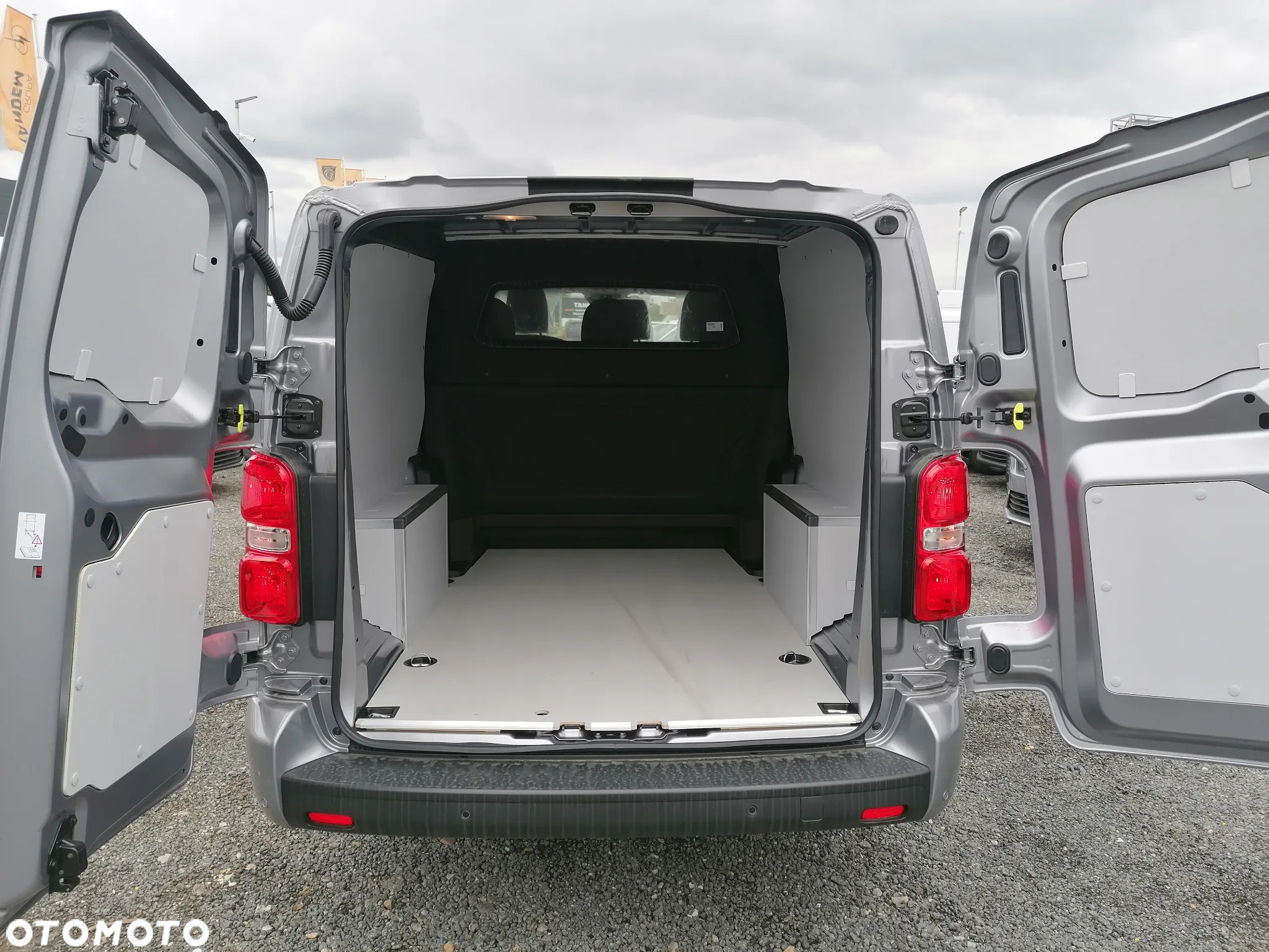 Citroën Jumpy Combi 2.0 BlueHDi XL S&S 3,1t (bryg.) EAT8 - 4